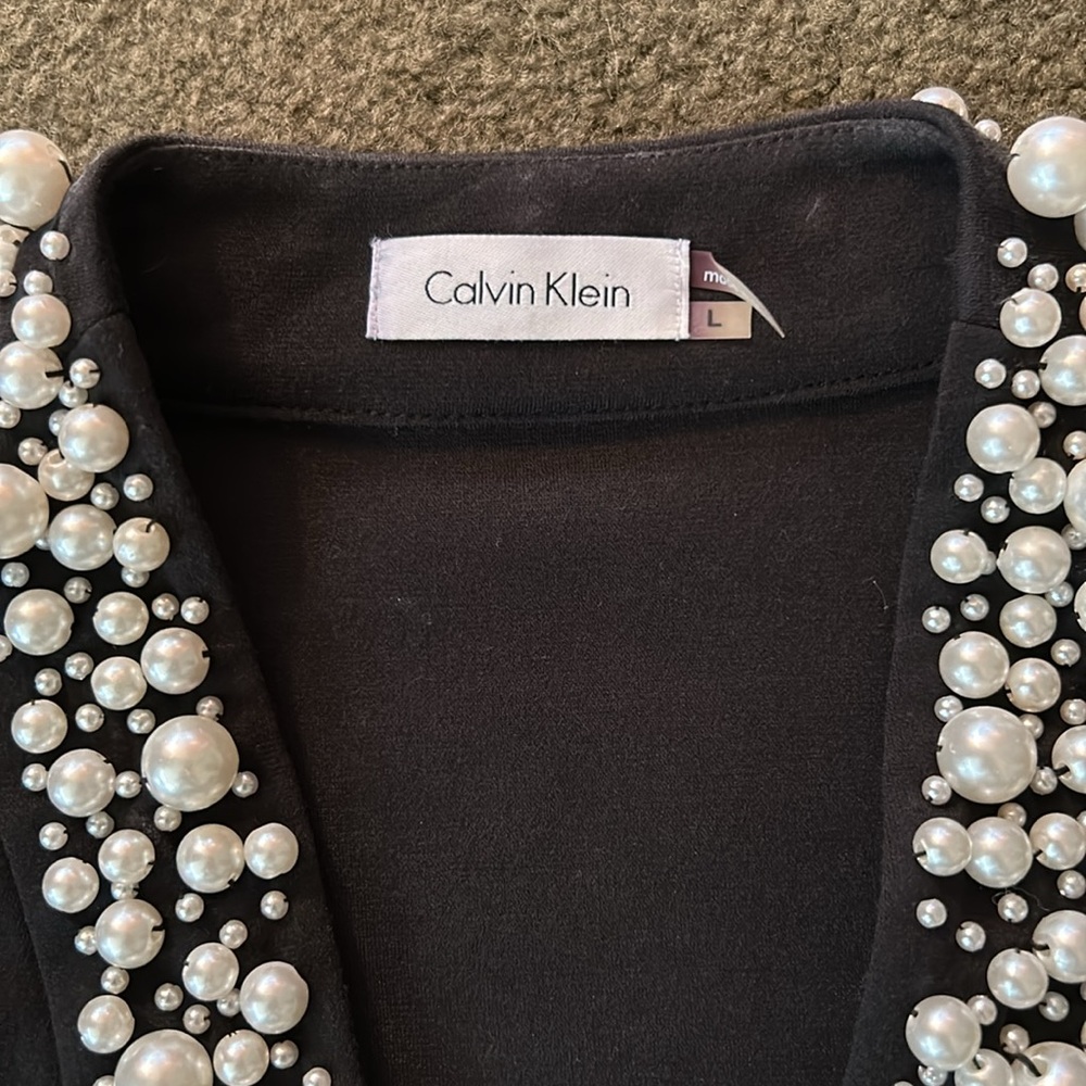 Cropped pearl shrug/blazer size Large - Picture 2 of 5